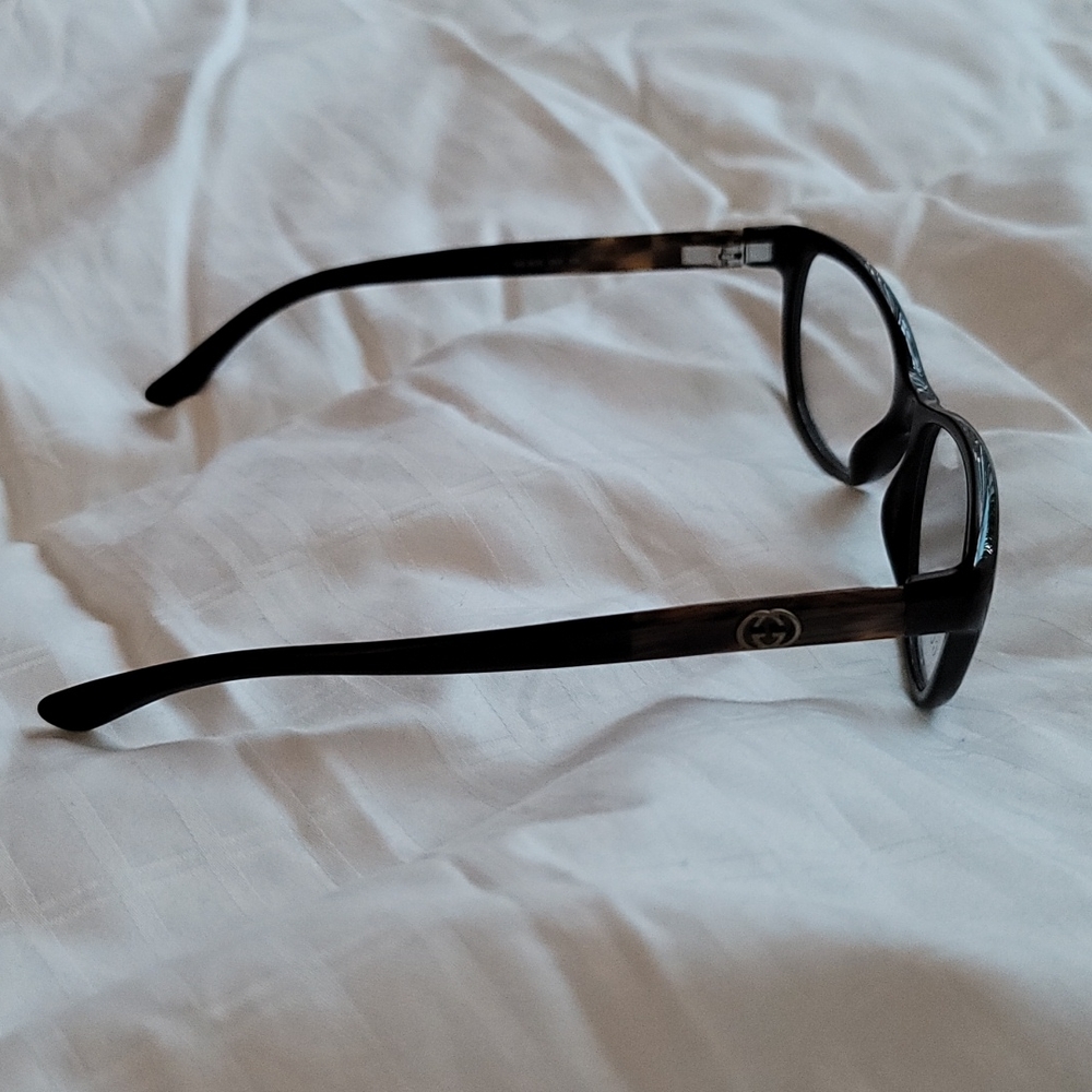 Gucci Eyeglass Frame - Picture 3 of 6